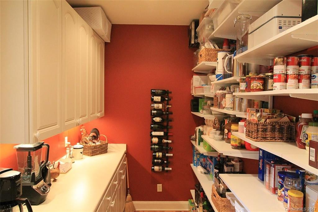 272 Southampton Road - Photo 7