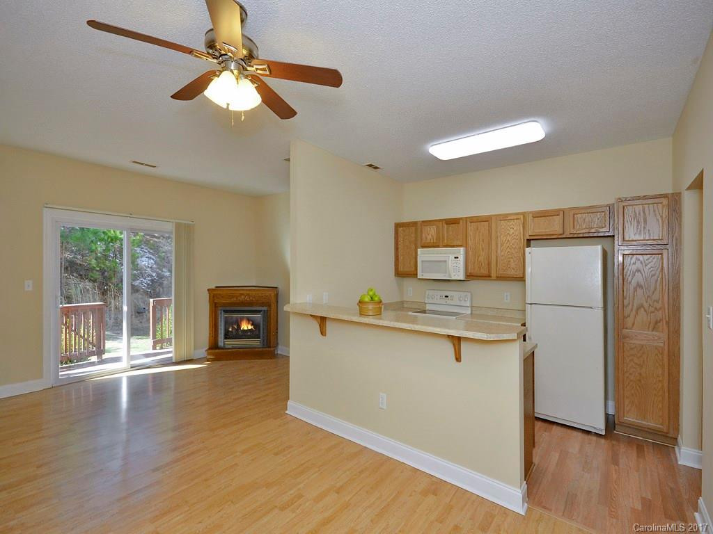 65 Foxden Drive #101 - Photo 4