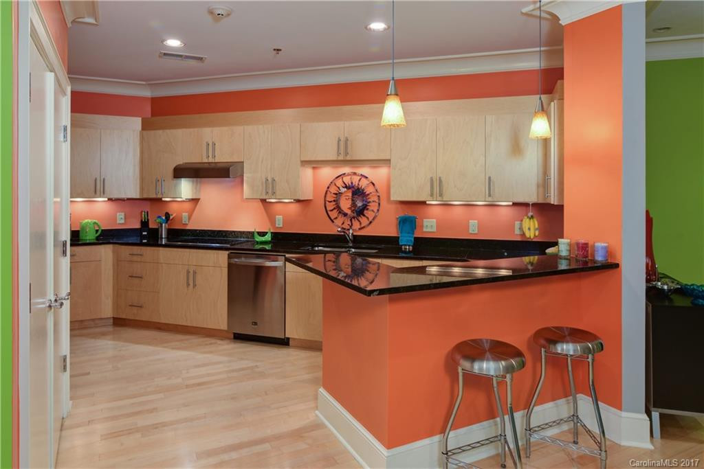 21 Battery Park Avenue #308 - Photo 8
