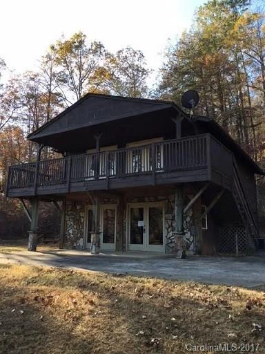1004 Hidden Acres Drive