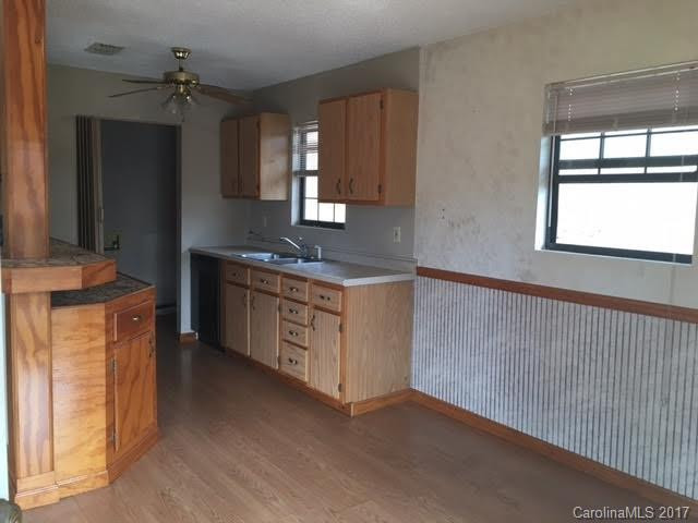 1004 Hidden Acres Drive - Photo 9