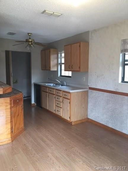 1004 Hidden Acres Drive - Photo 10