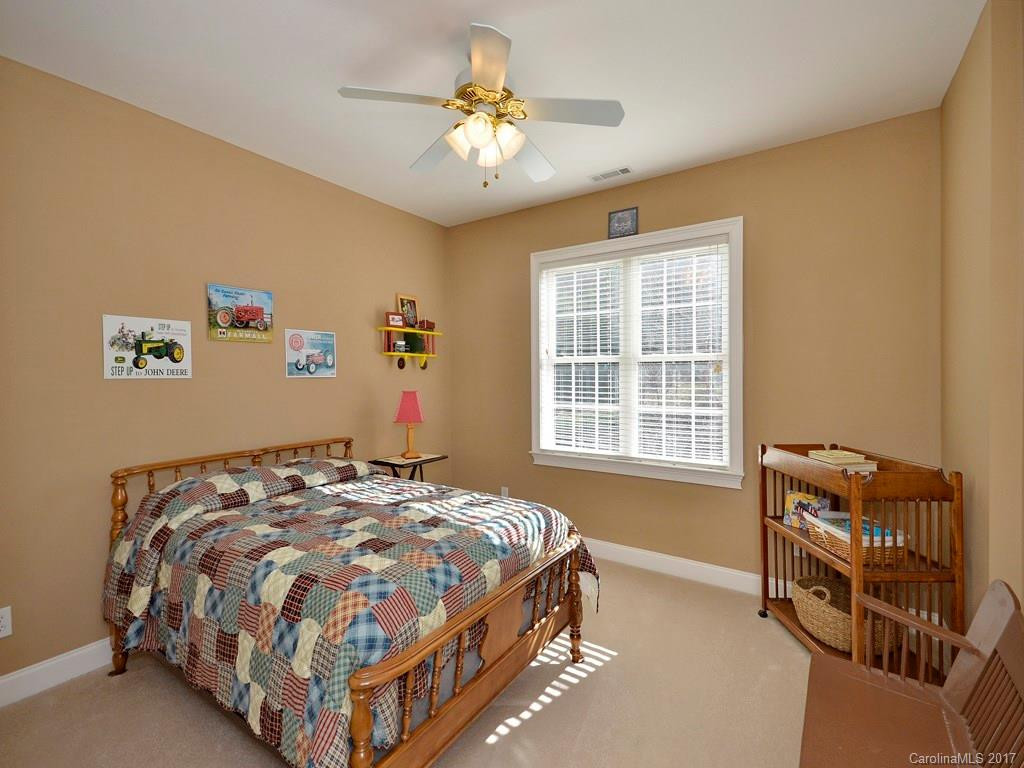 117 Stonebridge Drive - Photo 16