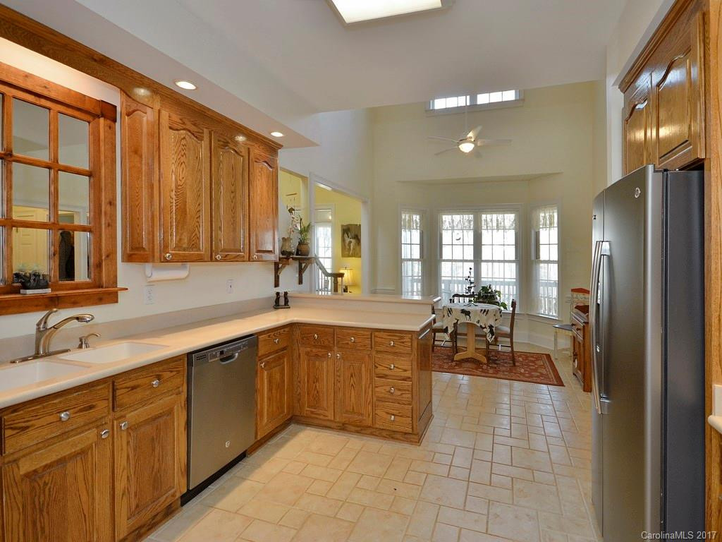 117 Stonebridge Drive - Photo 9