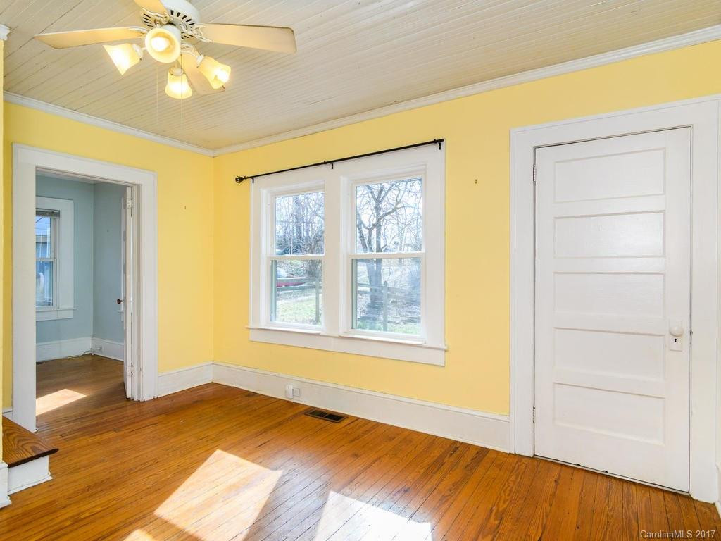 106 Salola Street - Photo 8