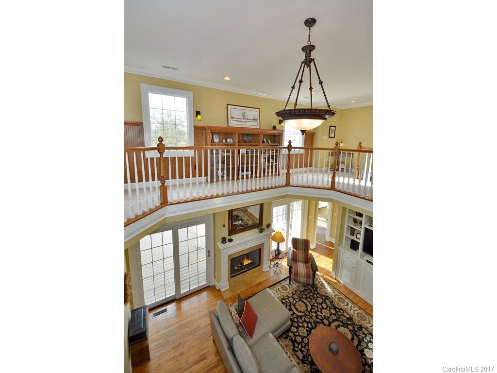 1128 Burnside Drive - Photo 13
