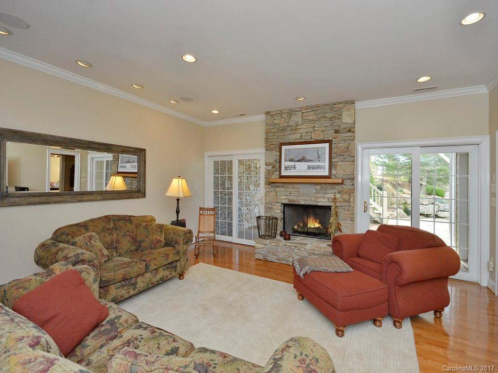 1128 Burnside Drive - Photo 15