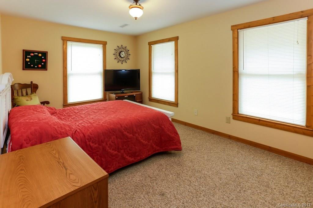587 Rainbow Circle - Photo 18