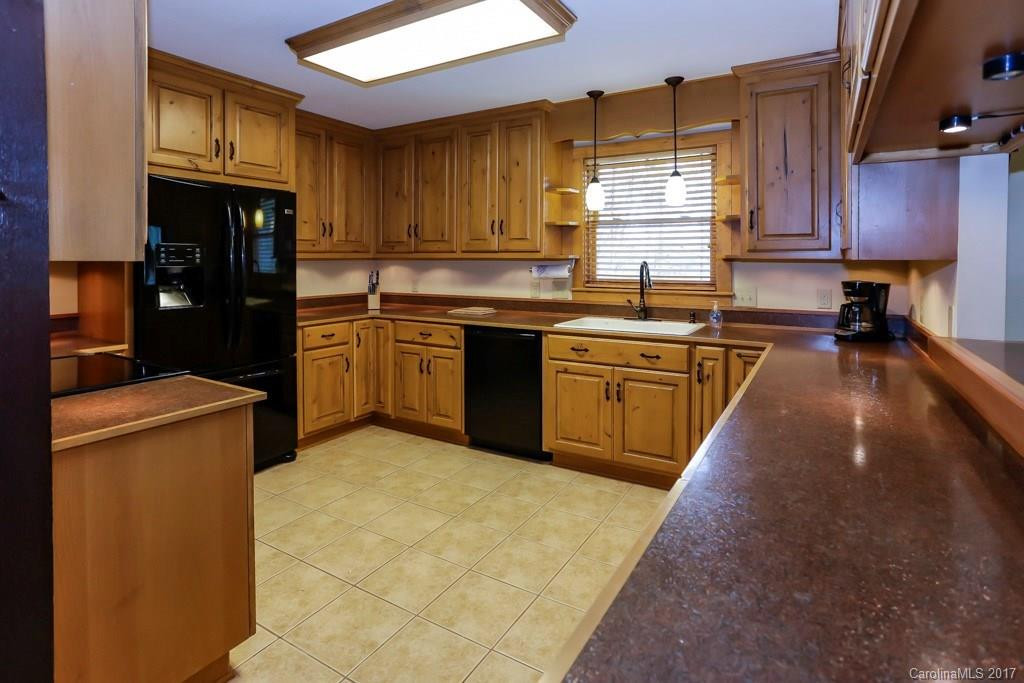 587 Rainbow Circle - Photo 8