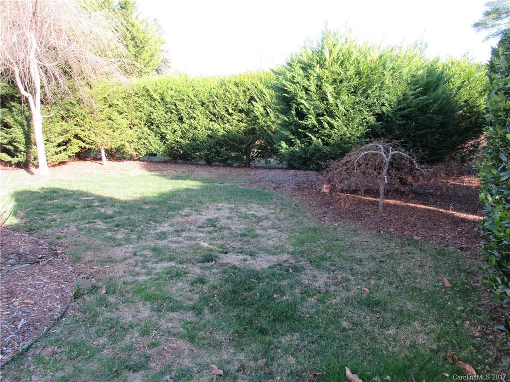 572 Woodfield Lane - Photo 19