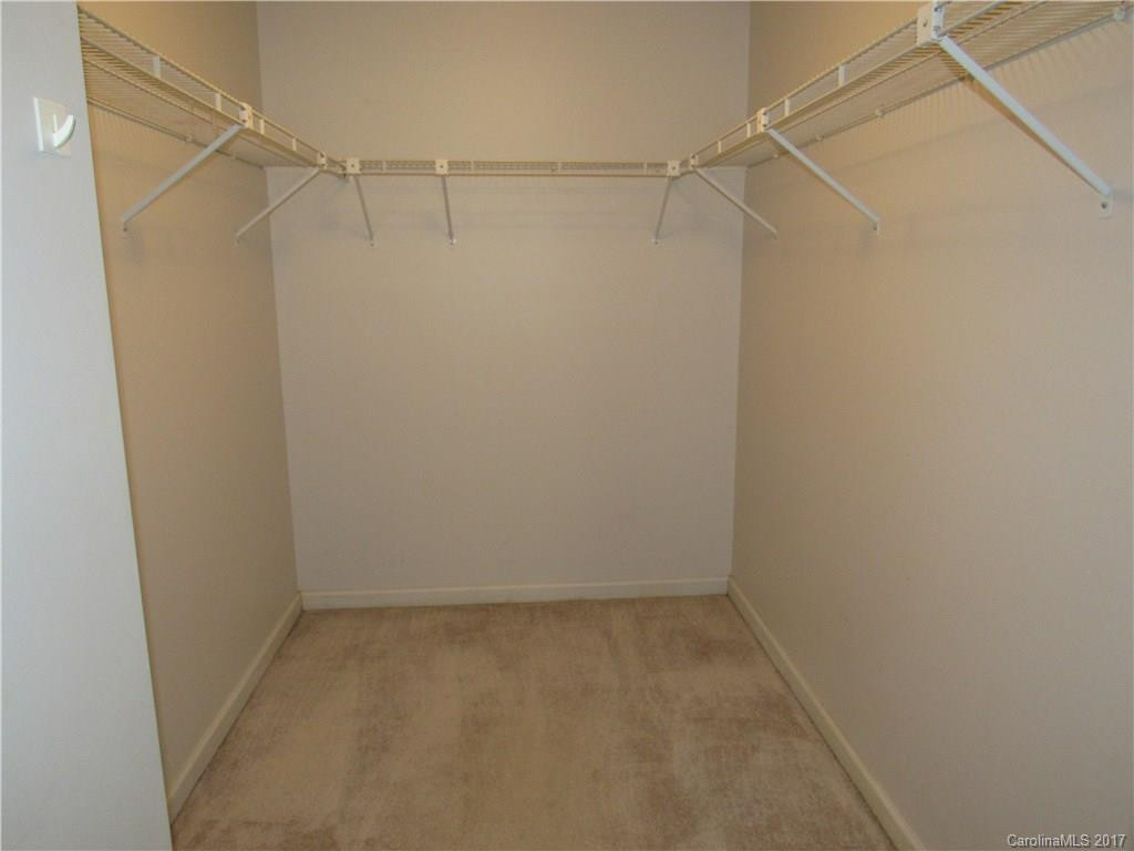 572 Woodfield Lane - Photo 9
