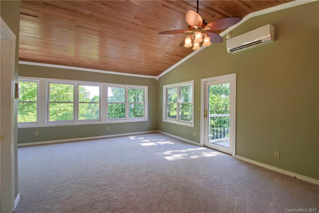 422 Deerhaven Lane - Photo 14