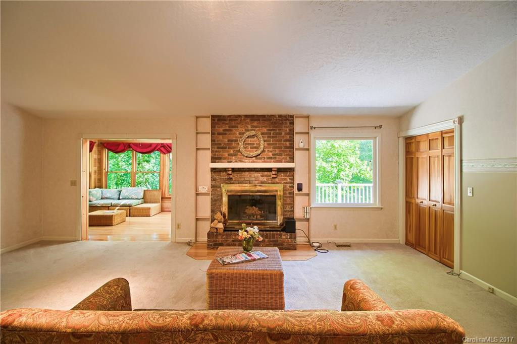 422 Deerhaven Lane - Photo 7