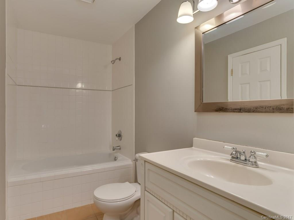 107 Garden Court - Photo 14