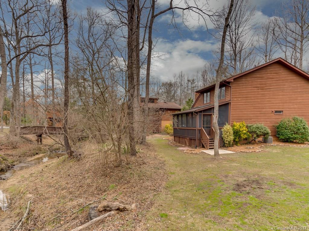 107 Garden Court - Photo 21
