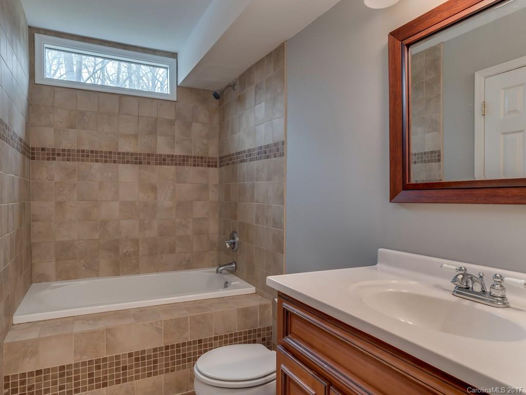 107 Garden Court - Photo 9
