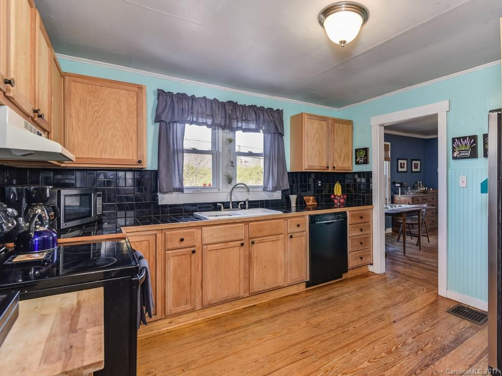 16 Jenkins Valley Road - Photo 11