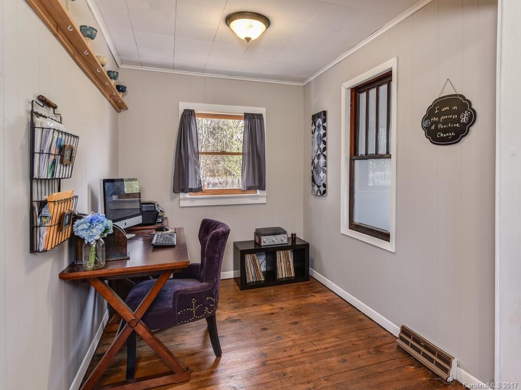 16 Jenkins Valley Road - Photo 14