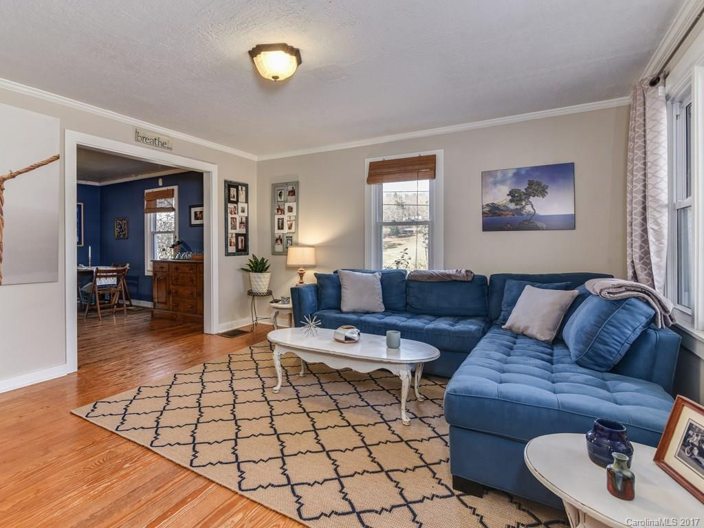 16 Jenkins Valley Road - Photo 3