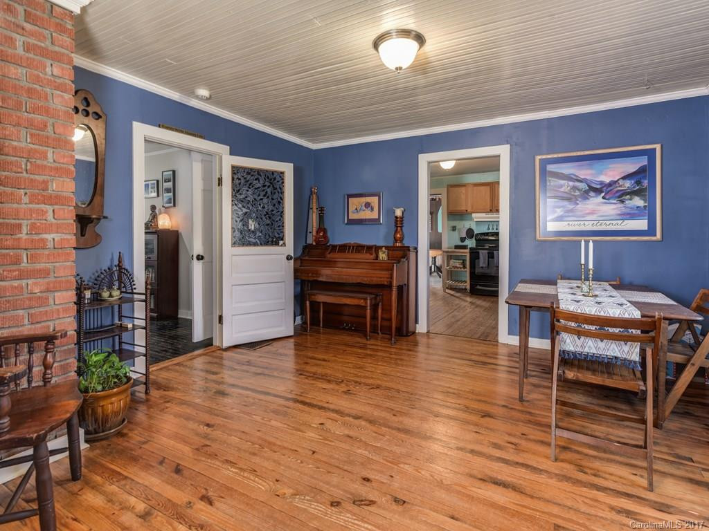 16 Jenkins Valley Road - Photo 7