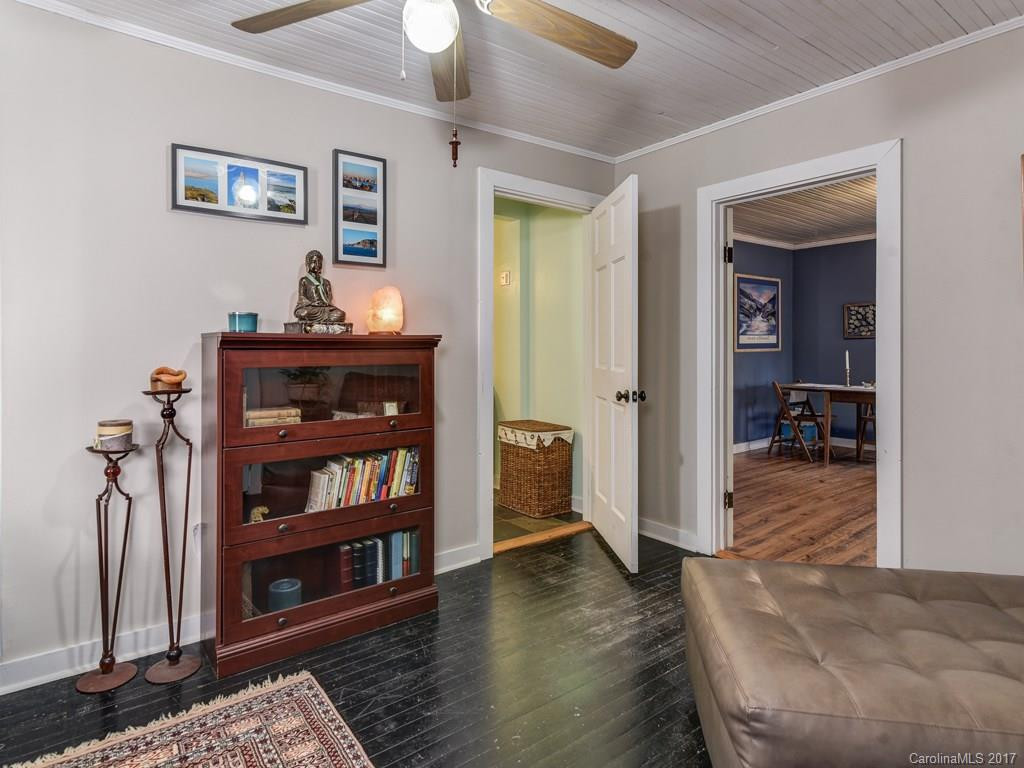 16 Jenkins Valley Road - Photo 10