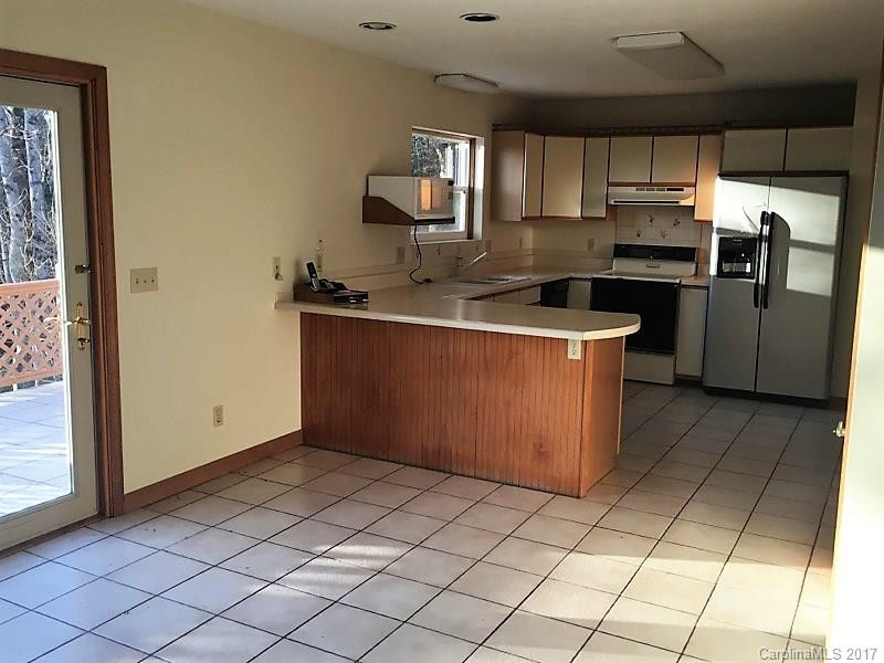 668 Finley Cove Road - Photo 2