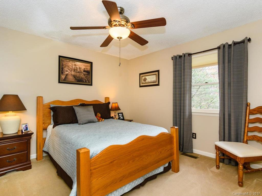 1 Glenwood Circle - Photo 17