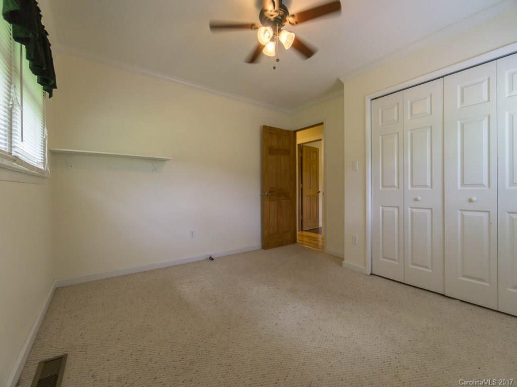 2790 Conleys Creek Road - Photo 18