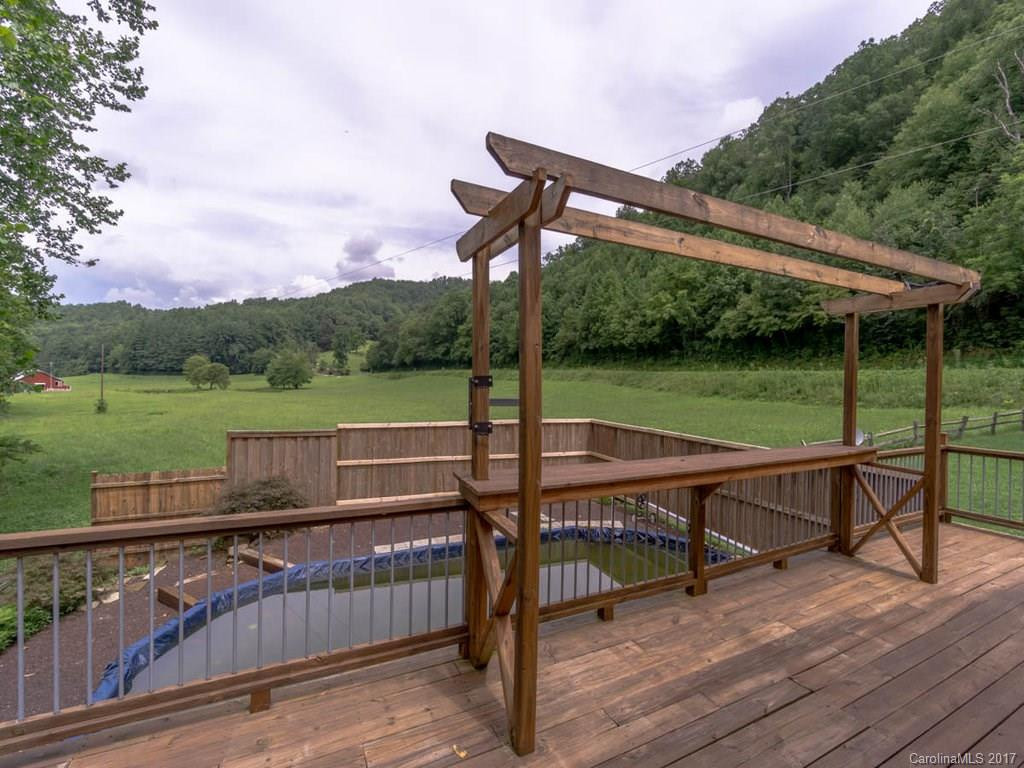 2790 Conleys Creek Road - Photo 10
