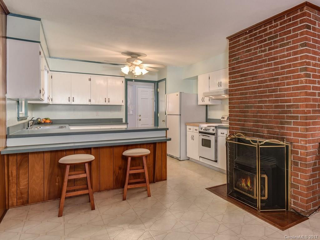 139 Springside Road - Photo 7