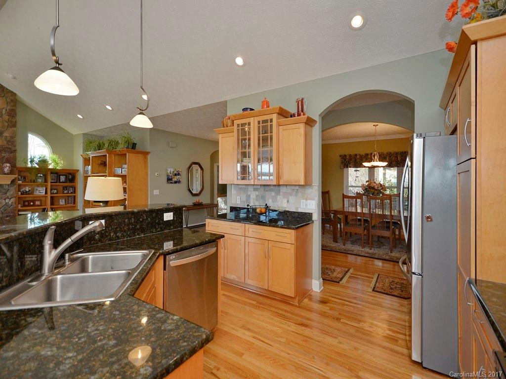 280 Mountain Crest Drive - Photo 11