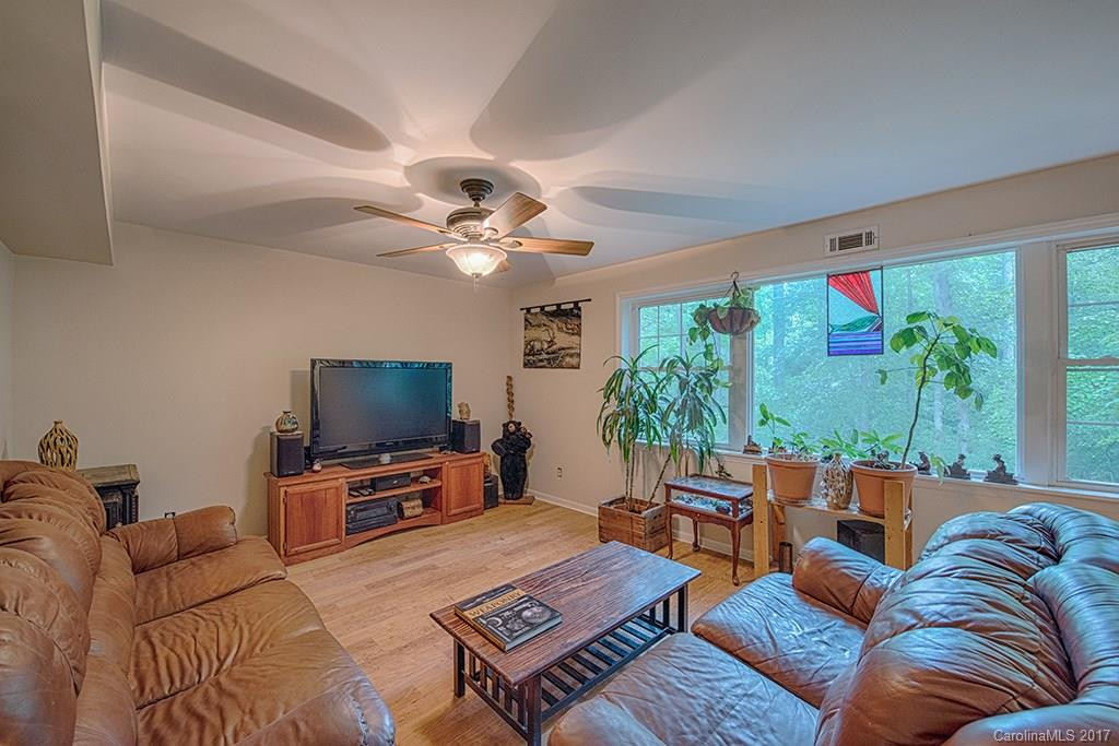 5 Woodland Court #26 - Photo 16