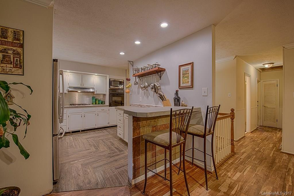 5 Woodland Court #26 - Photo 4