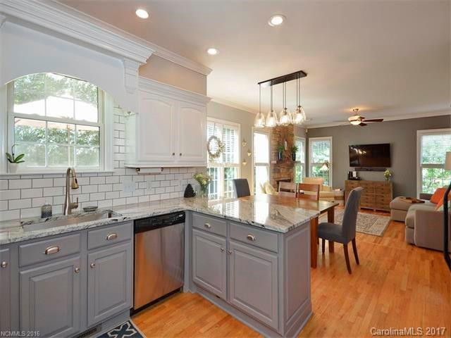 1036 Columbine Road - Photo 11