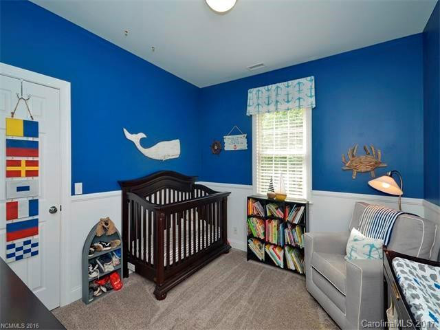 1036 Columbine Road - Photo 17