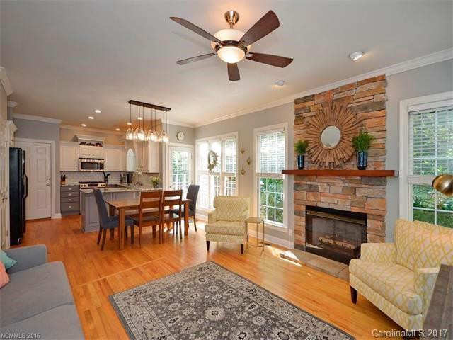 1036 Columbine Road - Photo 4