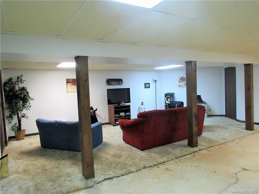 113 Richards Drive - Photo 16