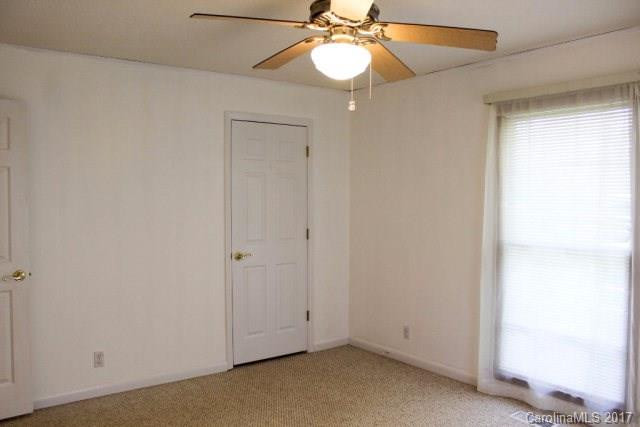 654 Clear Creek Road - Photo 13