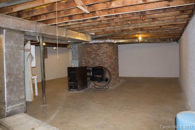 654 Clear Creek Road - Photo 16