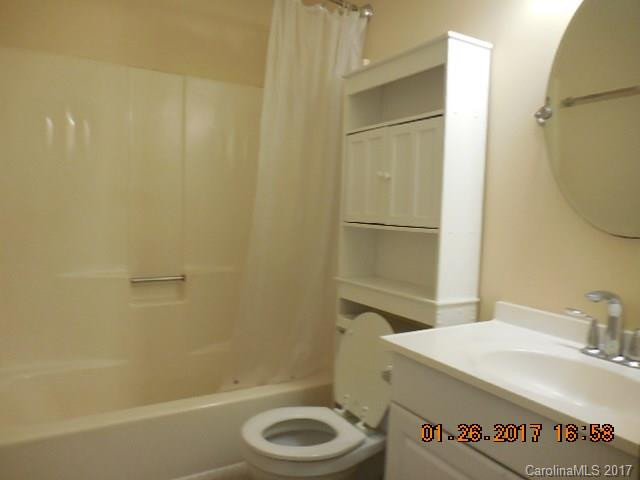 16 Lilac Lane - Photo 5