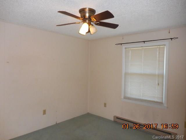 16 Lilac Lane - Photo 6
