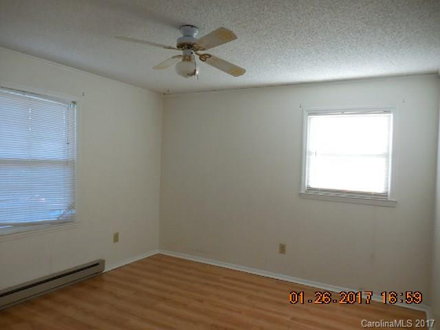 16 Lilac Lane - Photo 7
