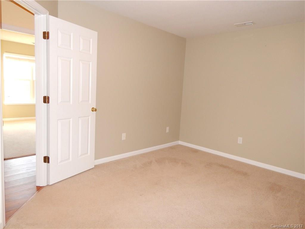 47 Litchfield Place #186 - Photo 17