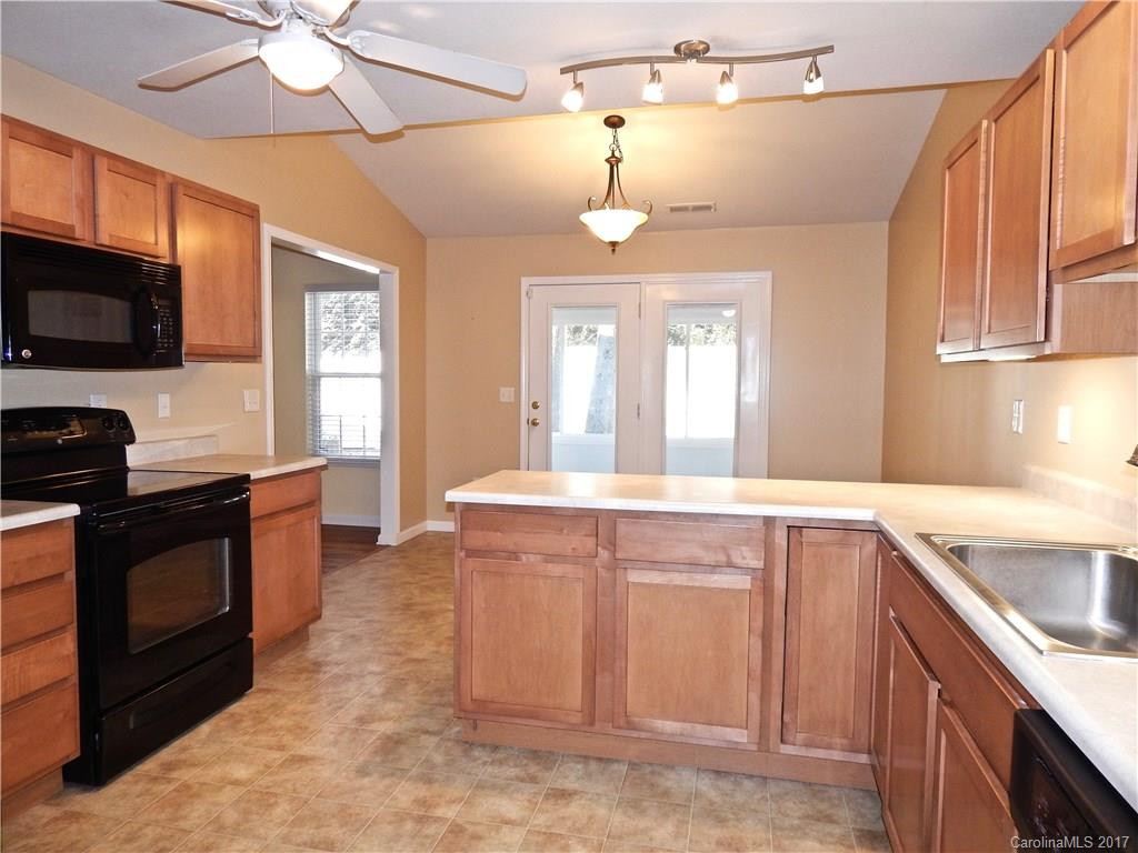 47 Litchfield Place #186 - Photo 7