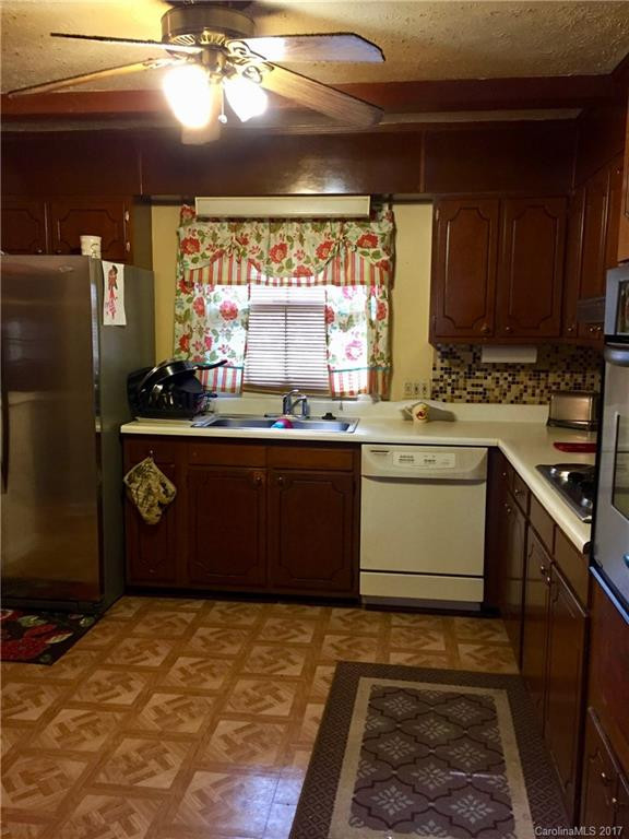 72 Jeffress Avenue - Photo 4