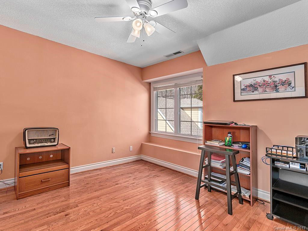 10 Ridgemont Drive - Photo 15