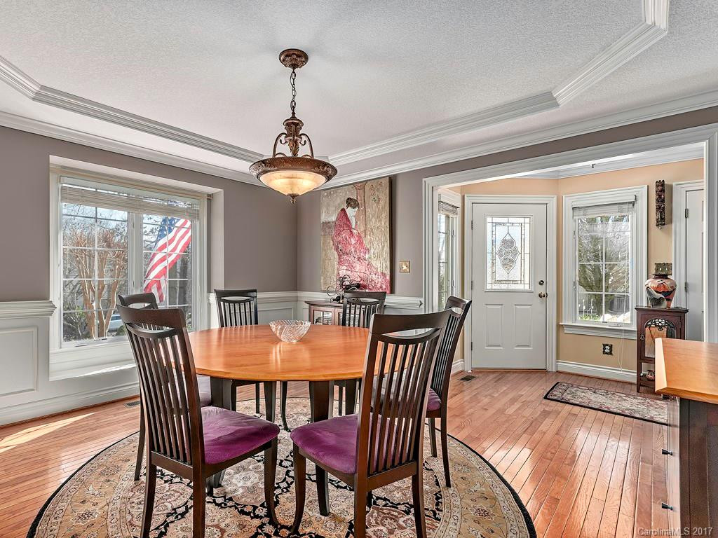 10 Ridgemont Drive - Photo 5