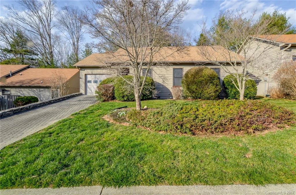 28 Trillium Court #B