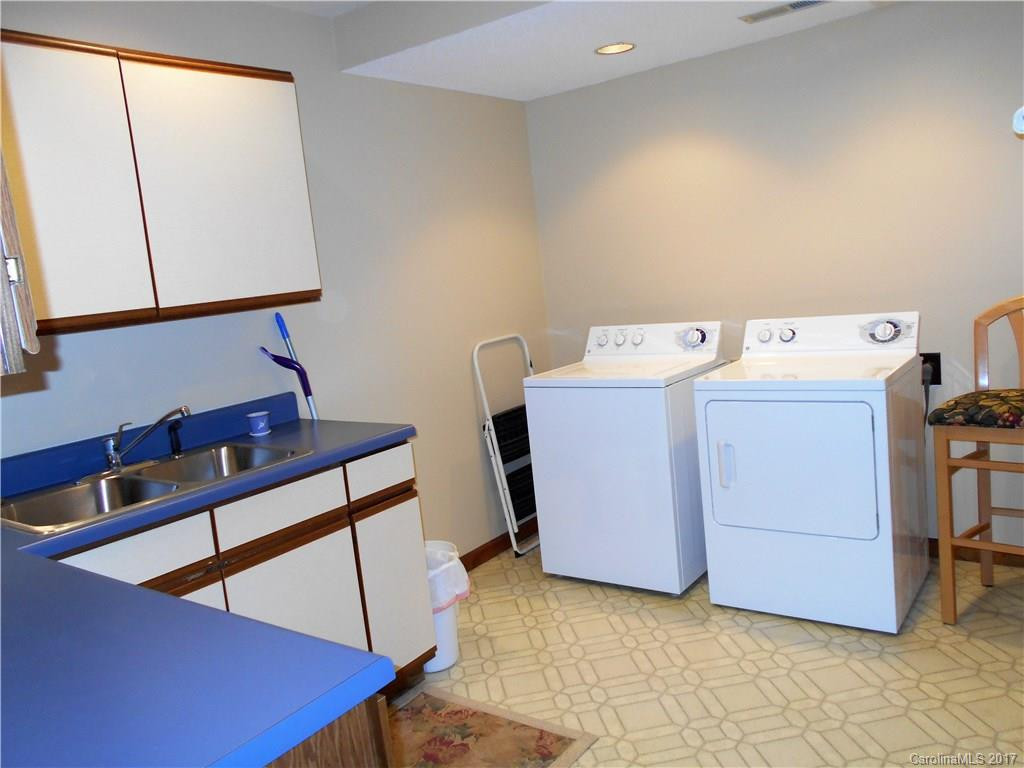 245 Southerland Road - Photo 24