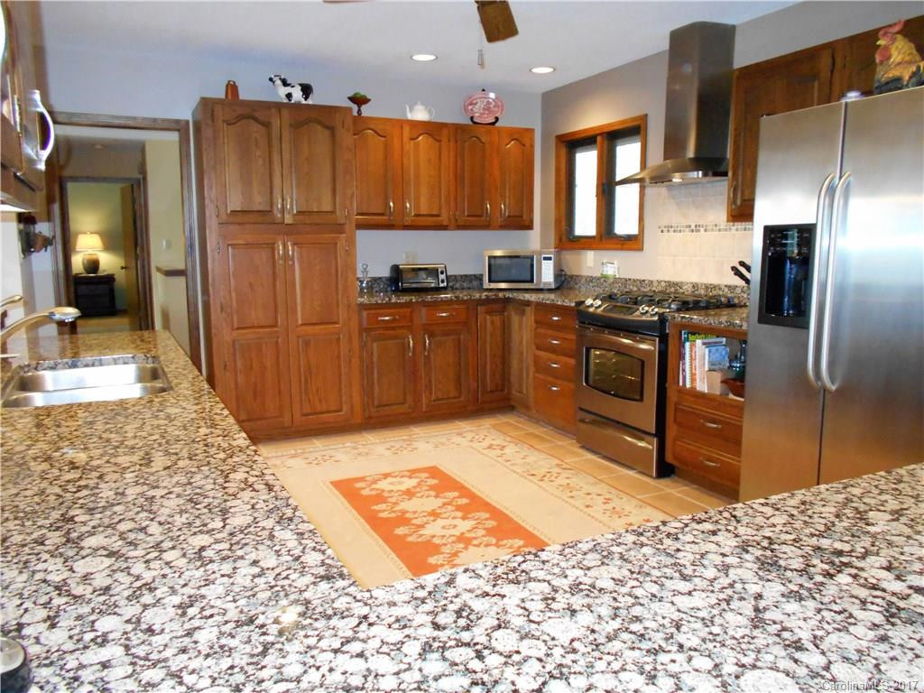 245 Southerland Road - Photo 7